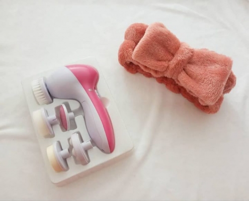 COMBO - VINCHA Y CEPILLO FACIAL 5 EN 1