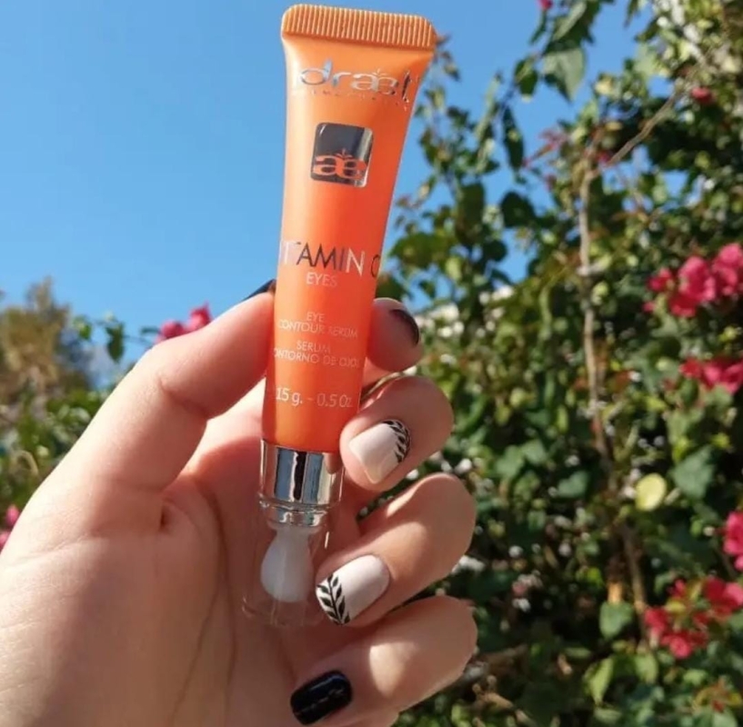 VITAMINA C EYES SERUM CONTORNO DE OJOS IDRAET Obsidiana Makeup