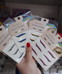 STICKER DELINEADOR CON BRILLO