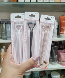 Alternative view of PEINE - CEPILLO SEPARADOR DE PESTAÑAS