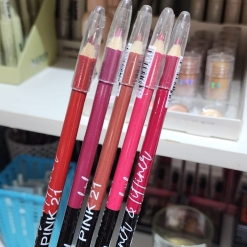 DELINEADOR EN LAPIZ NEGRO + DELINEADOR DE LABIOS PINK 21