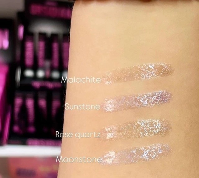 COMBO DE MAQUILLAJE - BASICOS - BROCHAS + GLOSS + RIMEL - Imagen 4